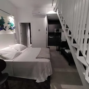 https://costa-modern-luxury.1costadelsol.com